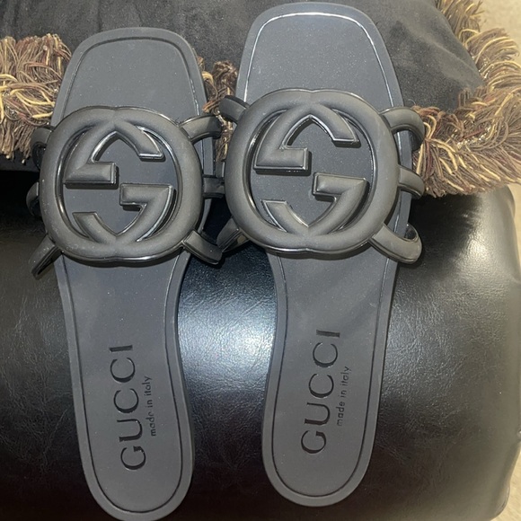 Gucci GG Sandal - Picture 4 of 6